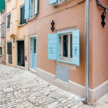 Casa Roccia Bianca *