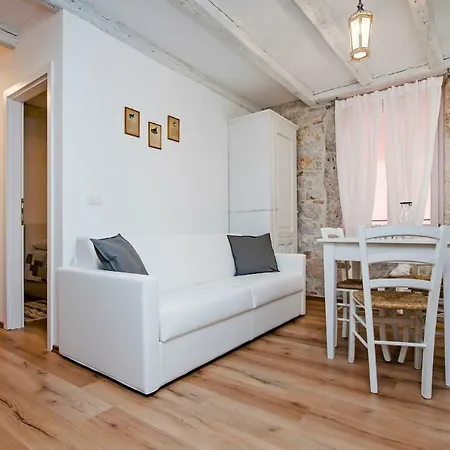 Casa Roccia Bianca