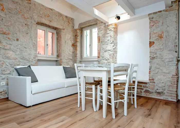 Casa Roccia Bianca *