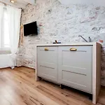 Apartamento Casa Roccia Bianca *