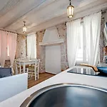 Casa Roccia Bianca
