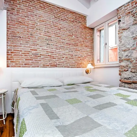 Apartment Casa Roccia Bianca
