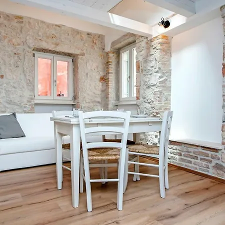 Apartament Casa Roccia Bianca *