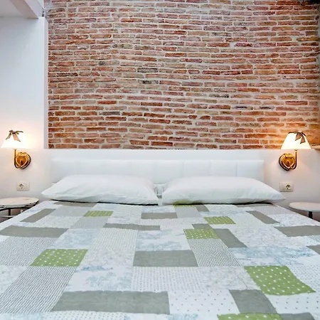 Casa Roccia Bianca *