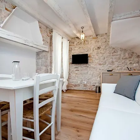 Appartamento Casa Roccia Bianca Rovigno