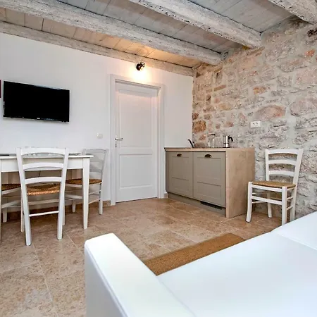 Casa Roccia Bianca Rovigno