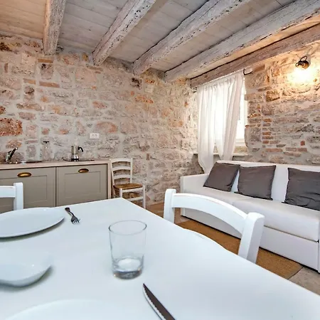 Casa Roccia Bianca Apartament *