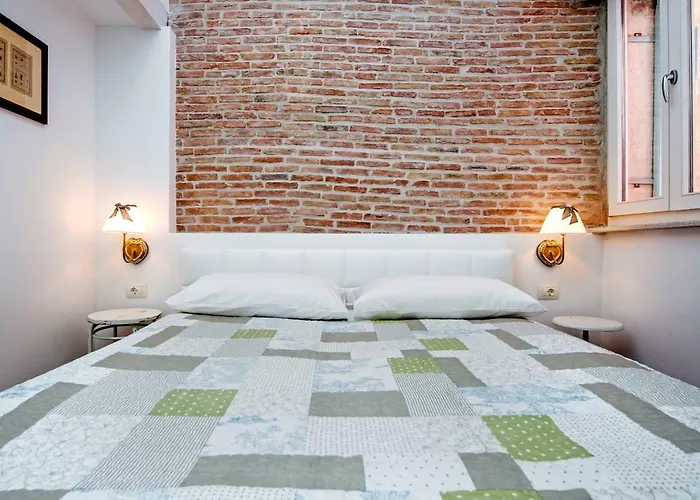 Casa Roccia Bianca *