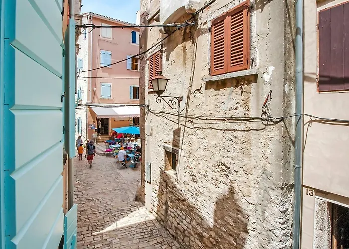 Casa Roccia Bianca Ρόβινι