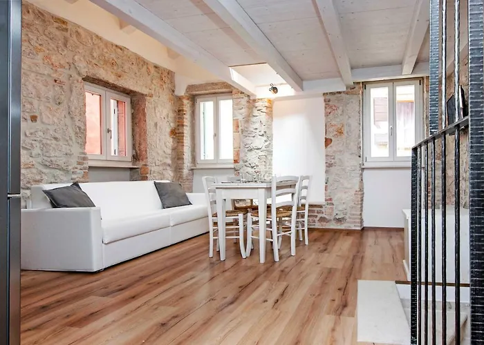 Casa Roccia Bianca